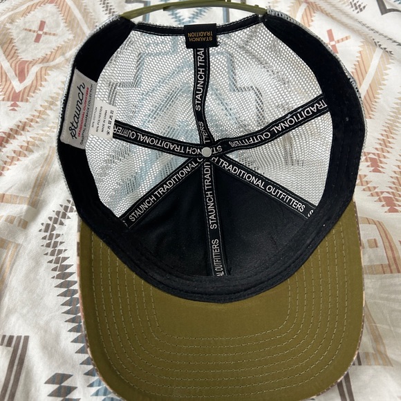 Camo Mesh Cap - Picture 3 of 4